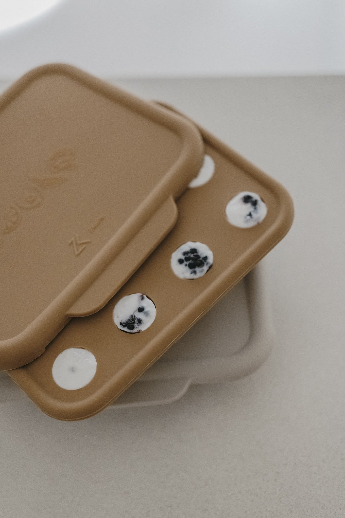 Zakuw - Bac à glaçons silicone - Adaptés aux tétines grignoteuses - Camel