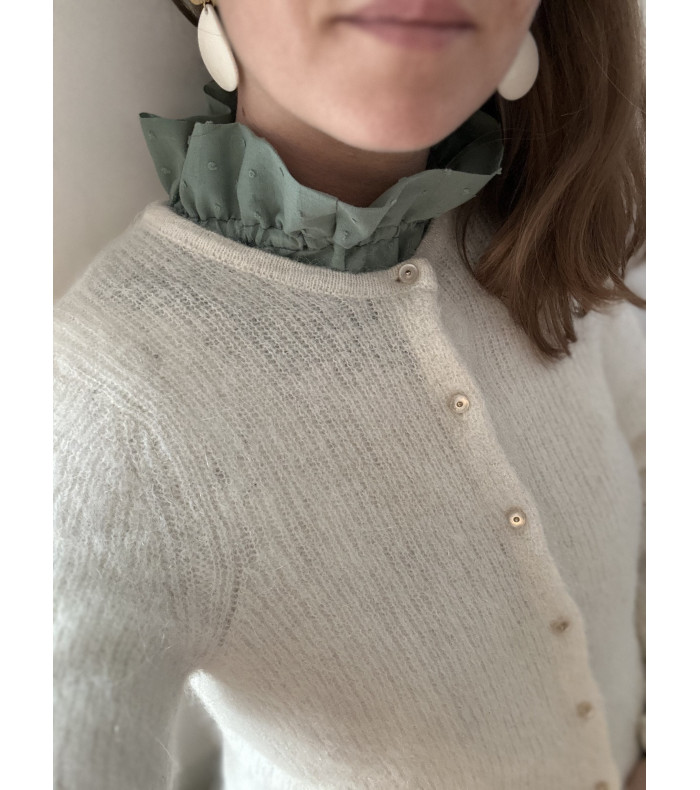 Col Froufrou amovible en...