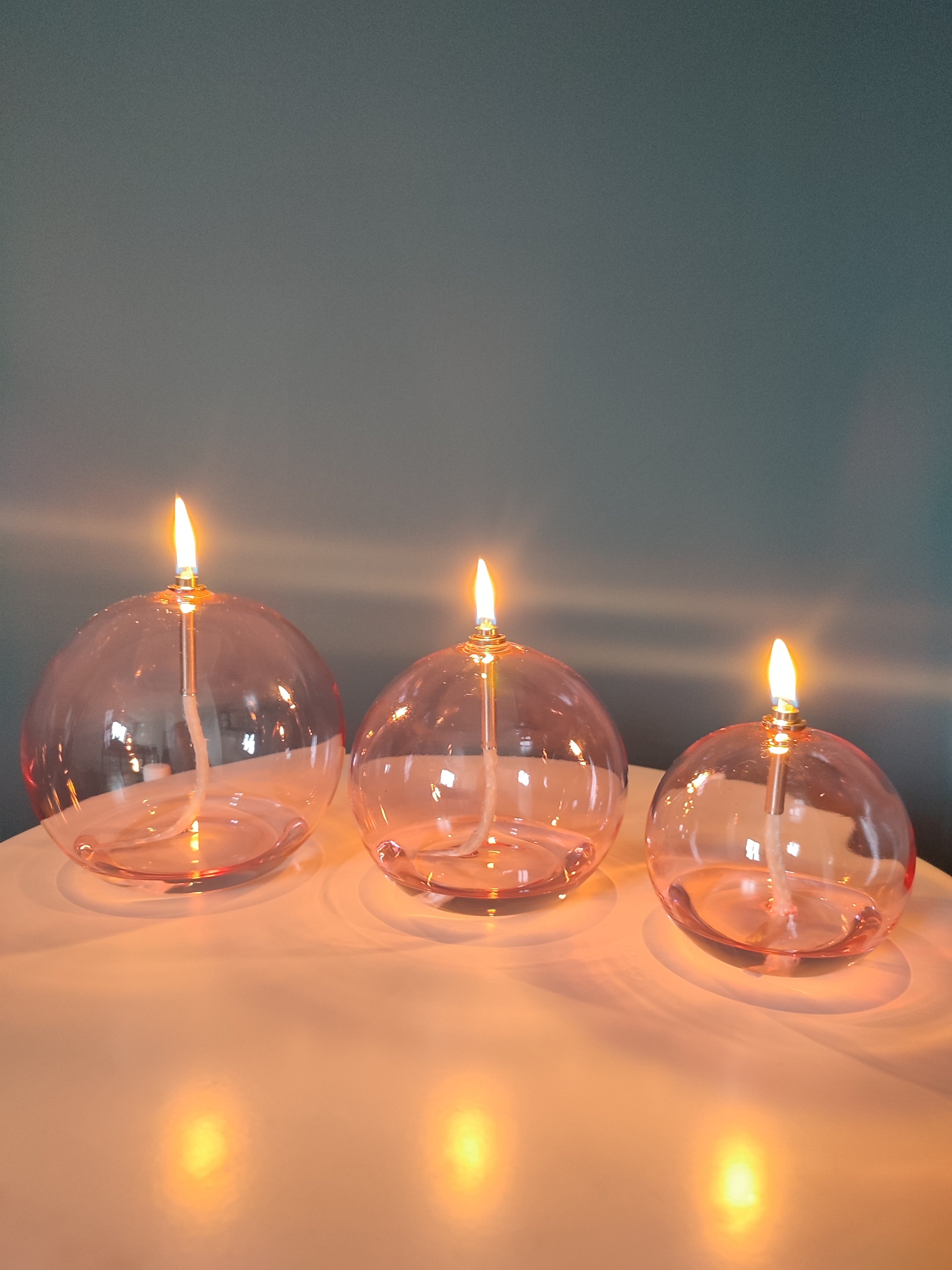 Bazardeluxe - Lampe à huile ronde - Couleur rose XL