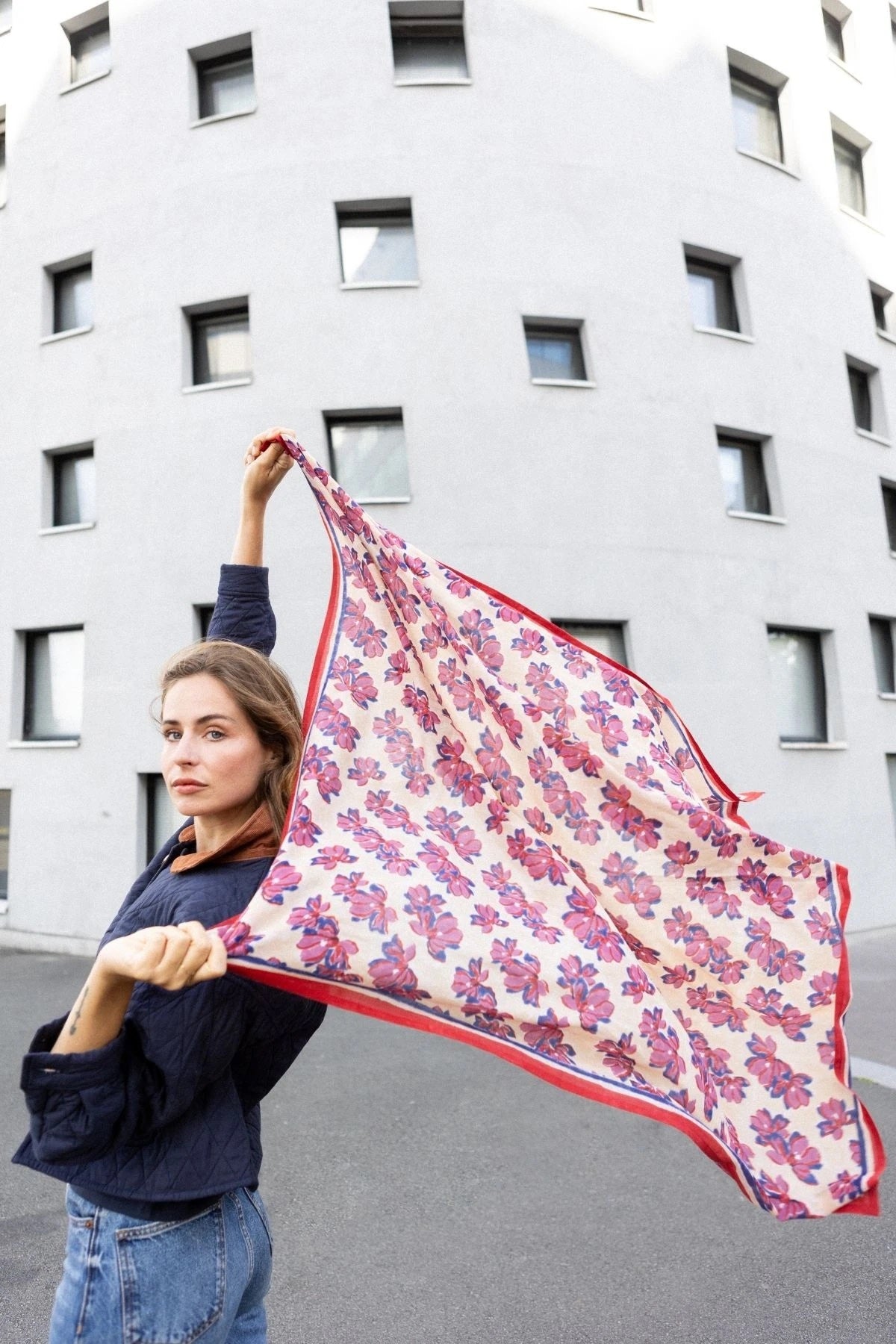 Apaches Collections - Big Foulard Dupatta - Violeta Macadomia